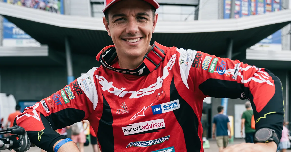 6DAYS: Andrea Vignone presenta la moto